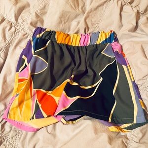 Metamorphosis Shorts, Multi
